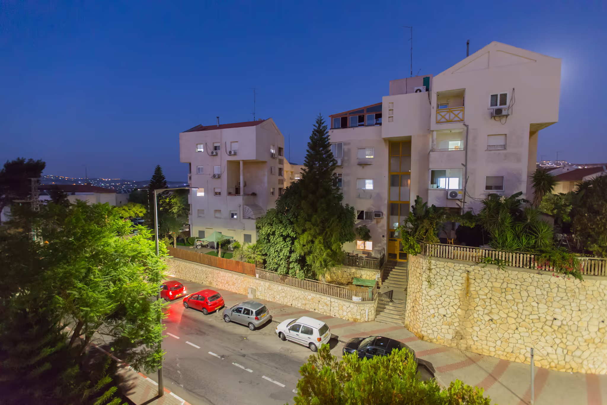אבנר 29, אריאל