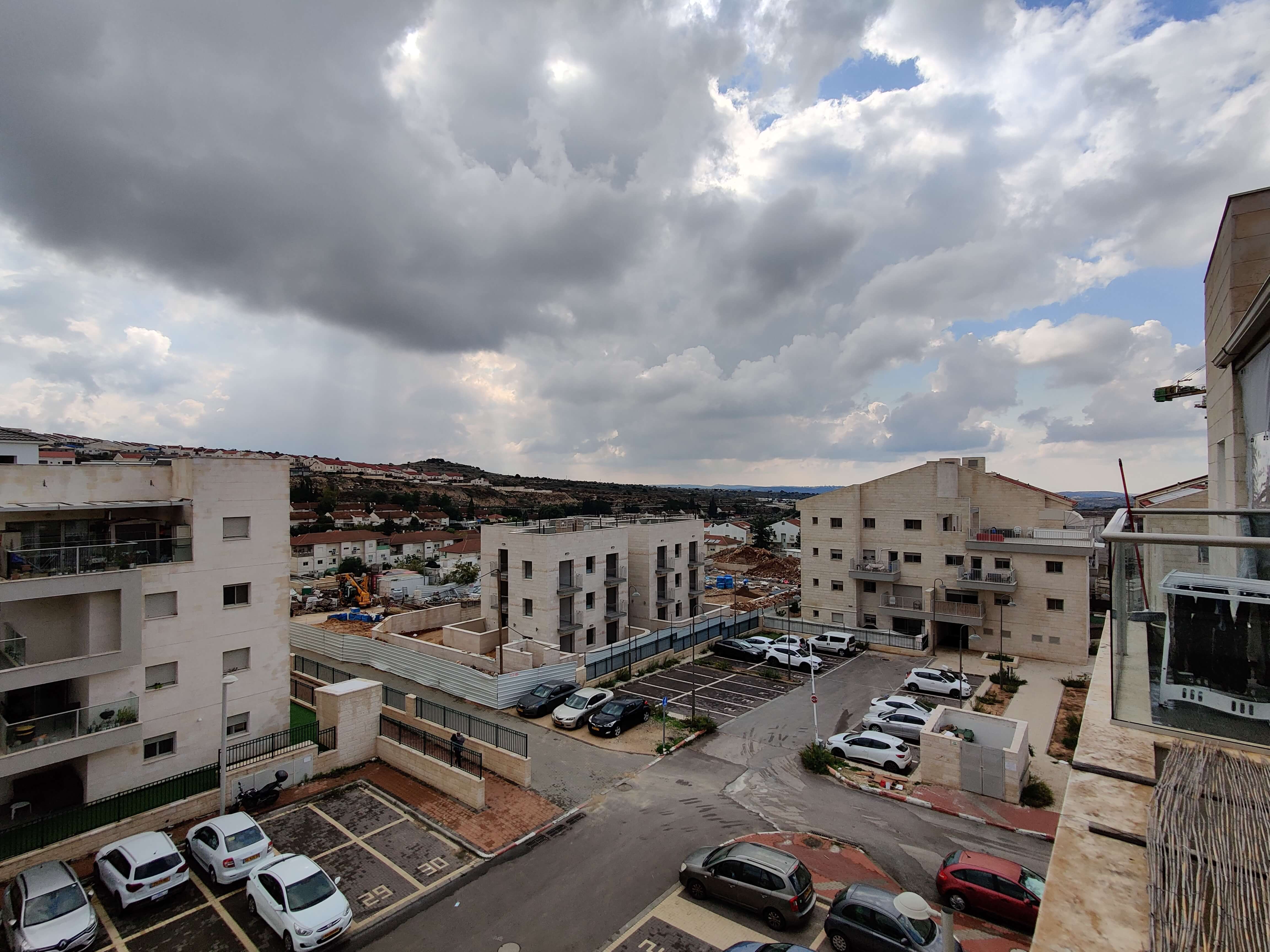 רמת הגולן 12, אריאל