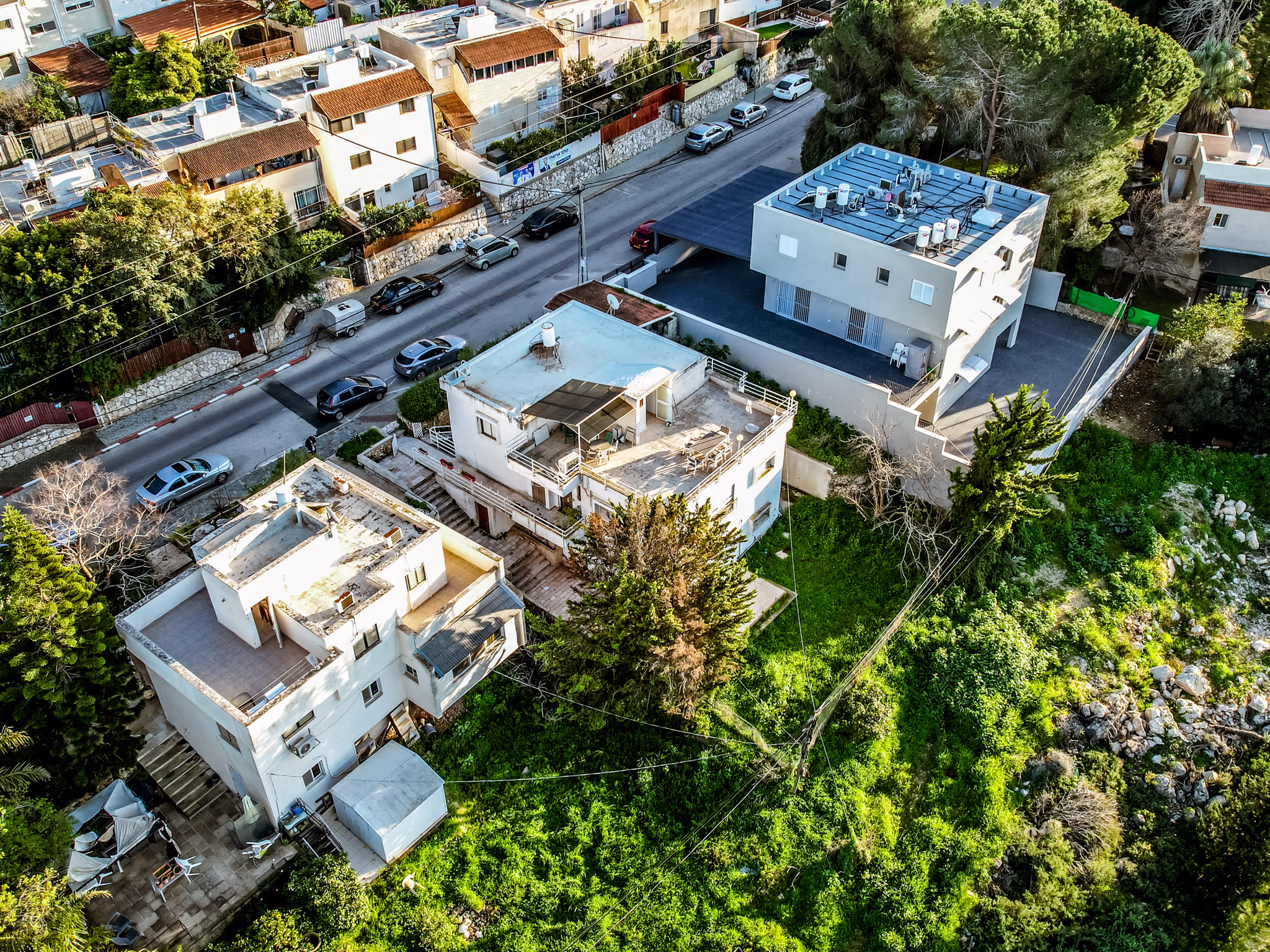 הדקל 68, אריאל